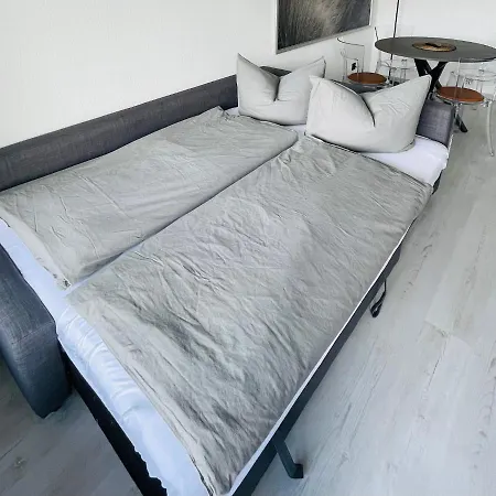 Apartment Strandkorv Fuer 2-4 Personen Mit Pool