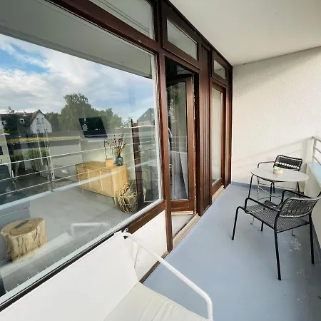Strandkorv Fuer 2-4 Personen Mit Pool